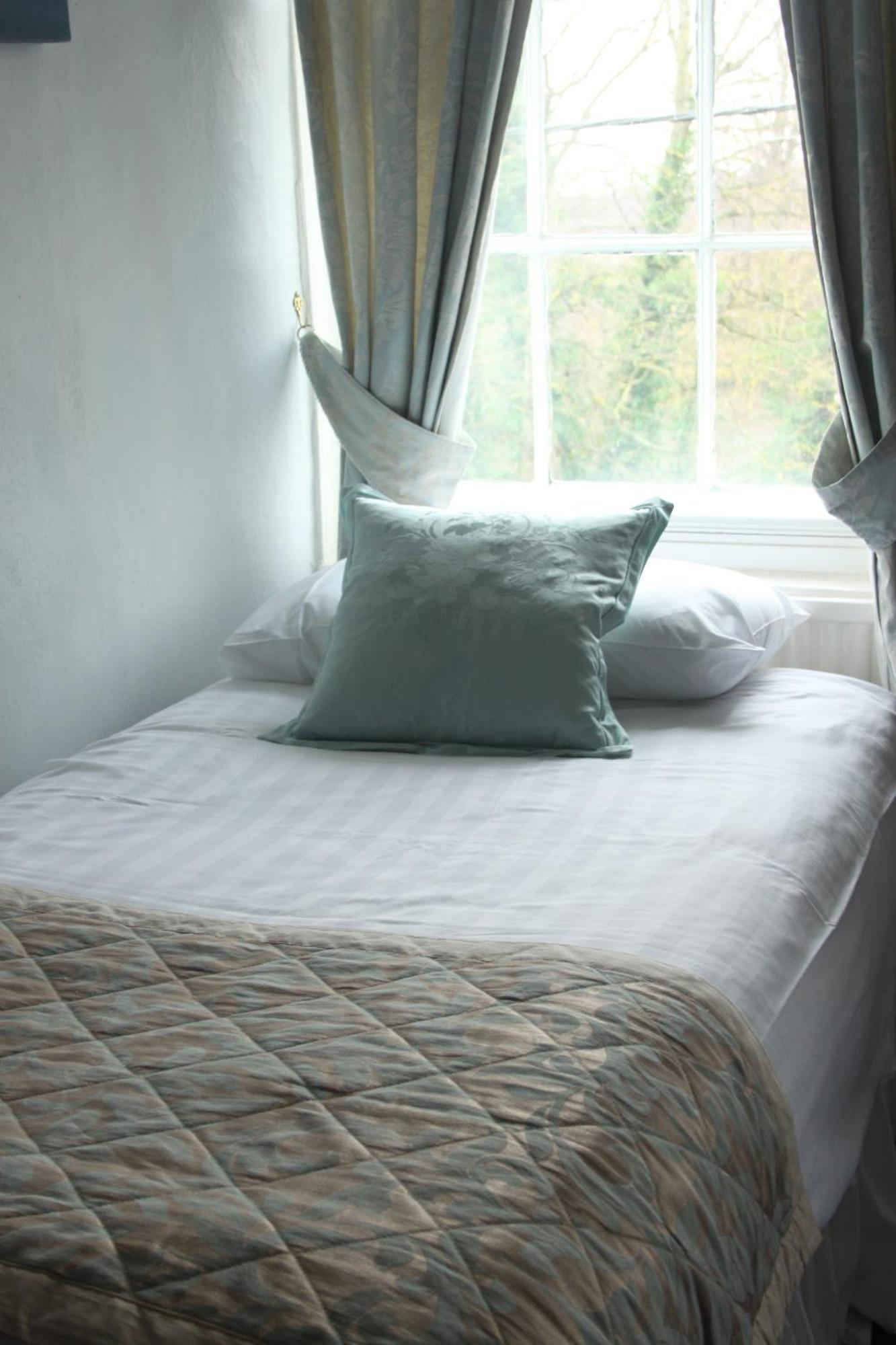 The Crown House Inn Great Chesterford Quarto foto